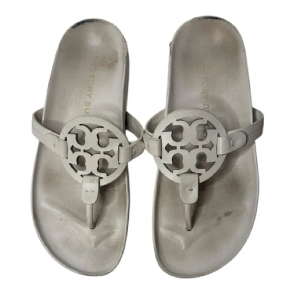 Tory Burch Miller Cloud Thong Sandals for Women In Cream.. Size 7